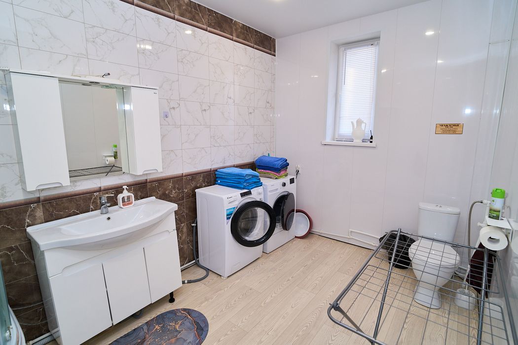 Дом 140 кв. м 3 комнаты